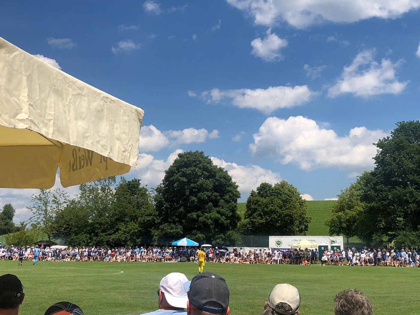 Mobiltoilette für Events bei professioneller Toilettenvermietung mieten im Oberland